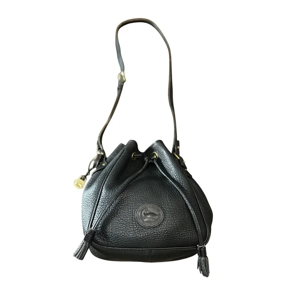 Vintage Dooney & Bourke Bucket Bag Black Pebbled Leather Tassel USA Classic